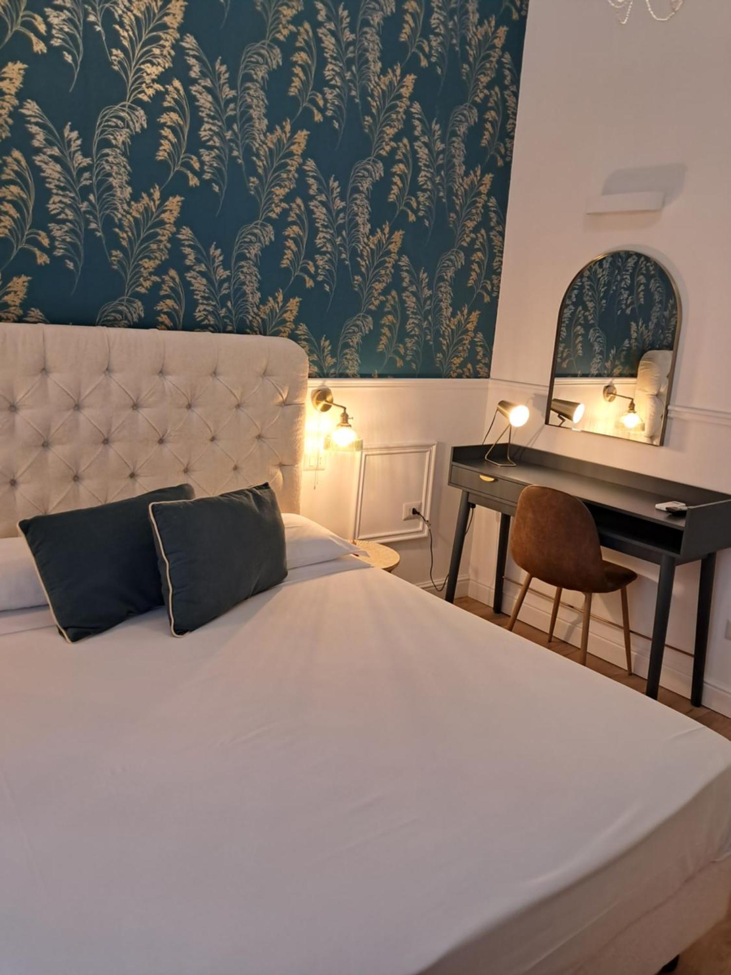Domus Sirena Hotel Naples Exterior photo